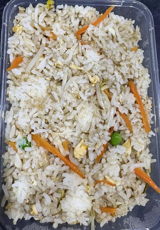 Vegetarian Fried Rice (V) 素炒飯